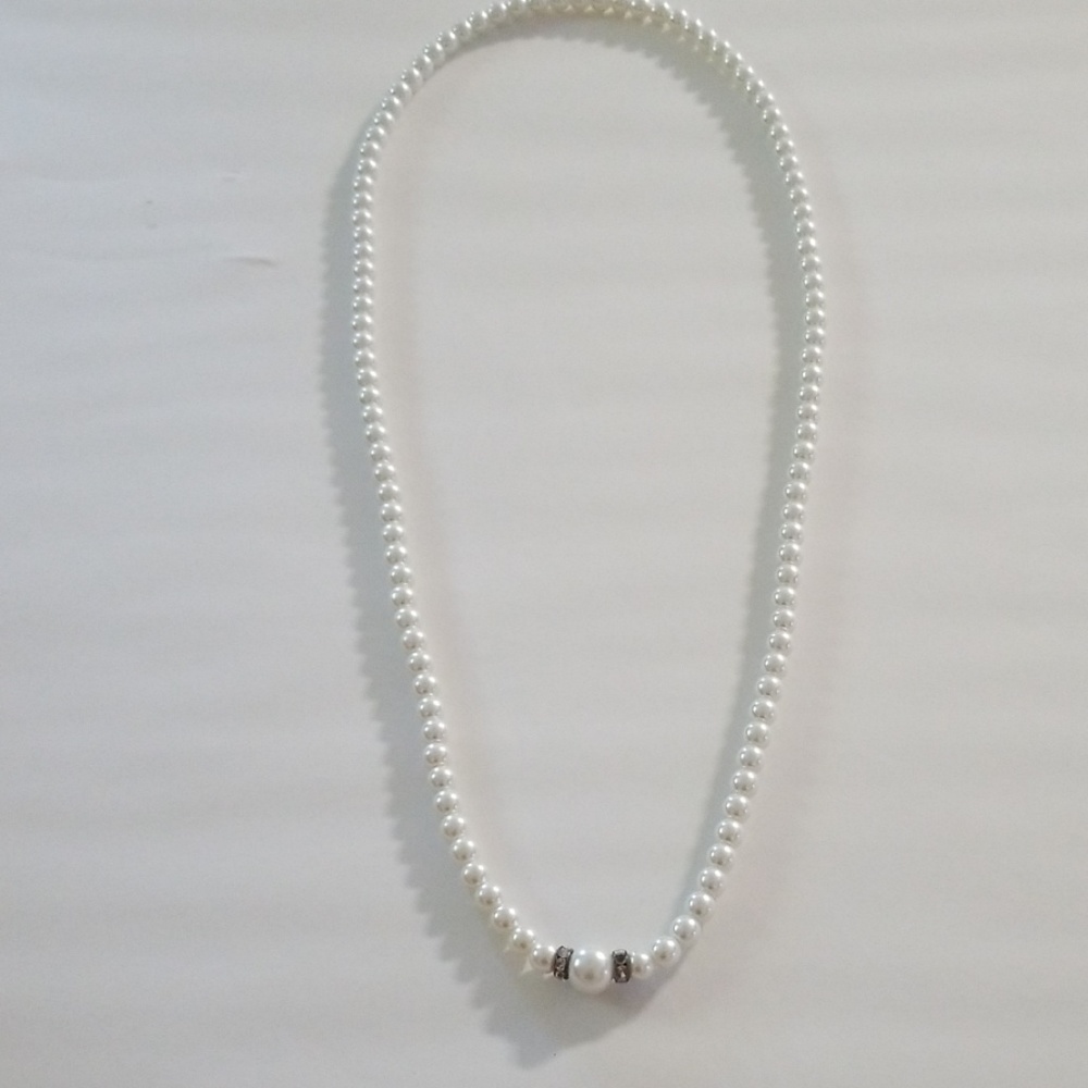Pearl necklace